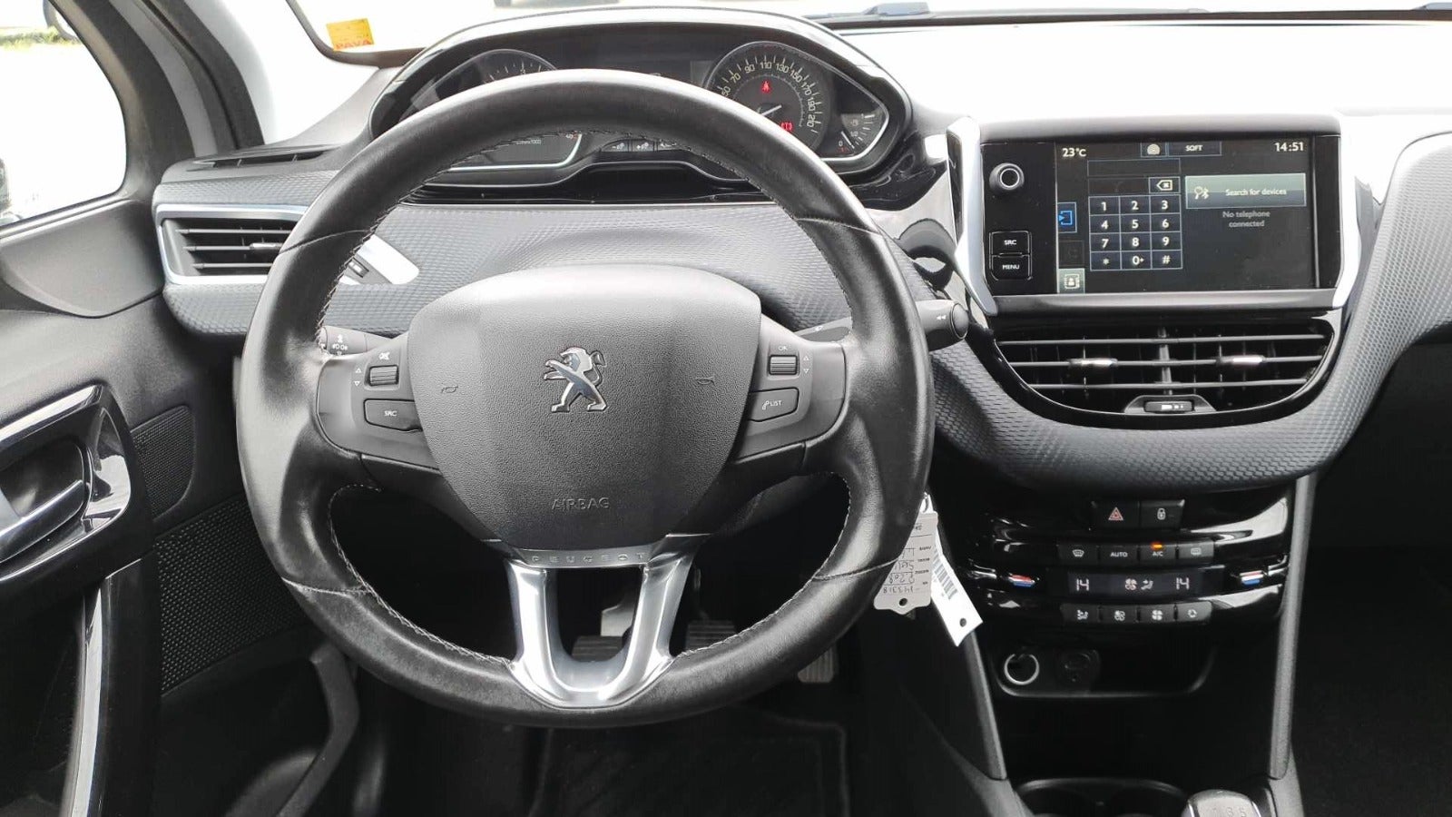 Peugeot 208 2015