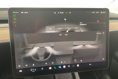 Tesla Model Y RWD