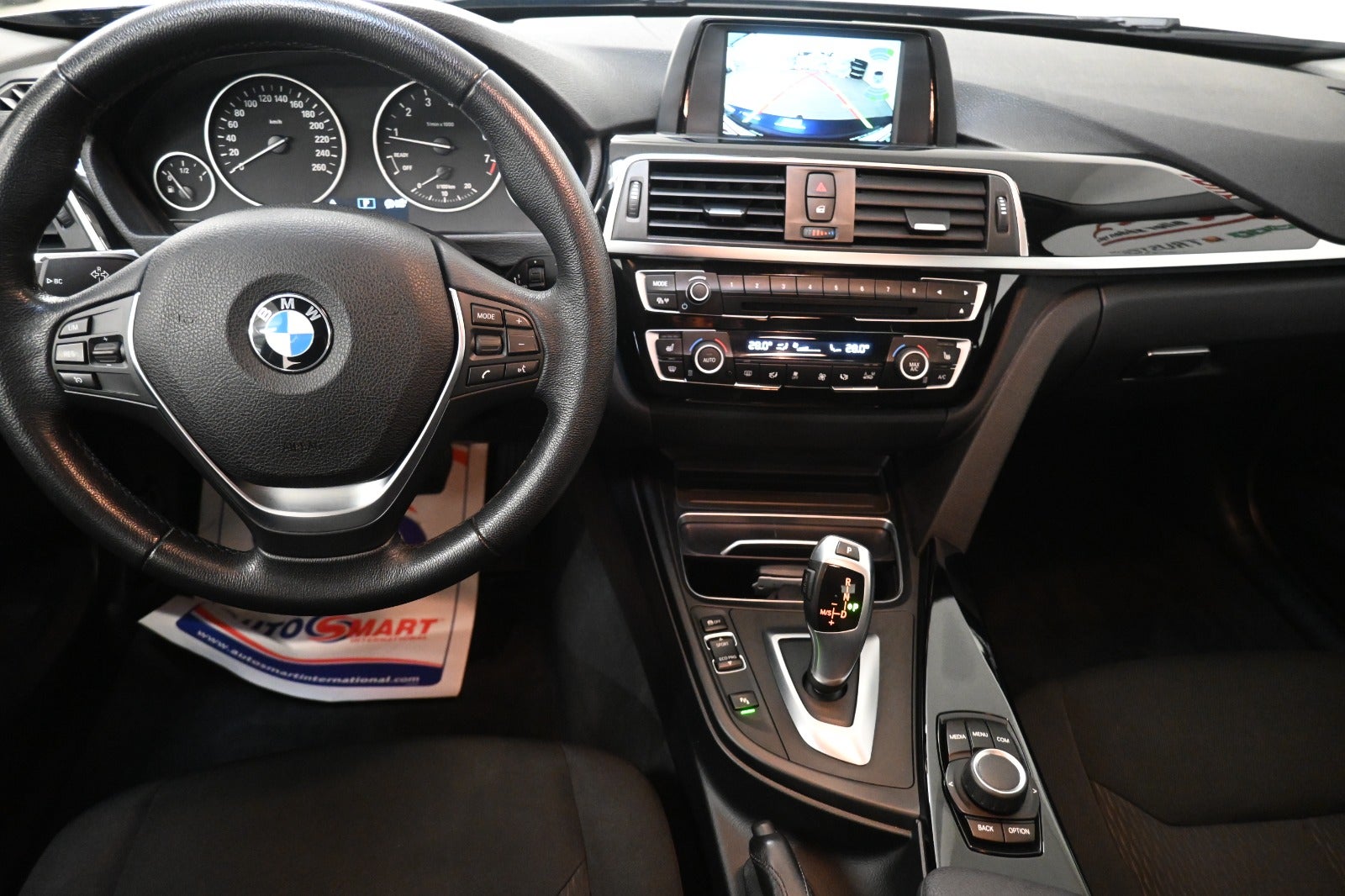 BMW 320i Executive aut.