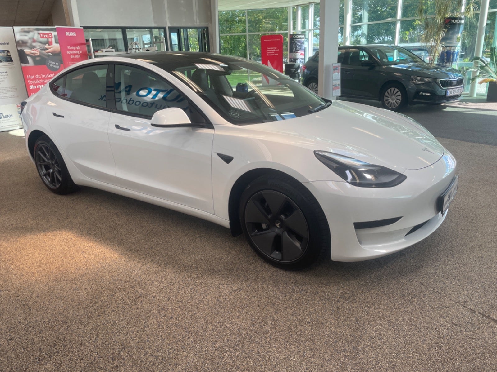 Tesla Model 3 2021