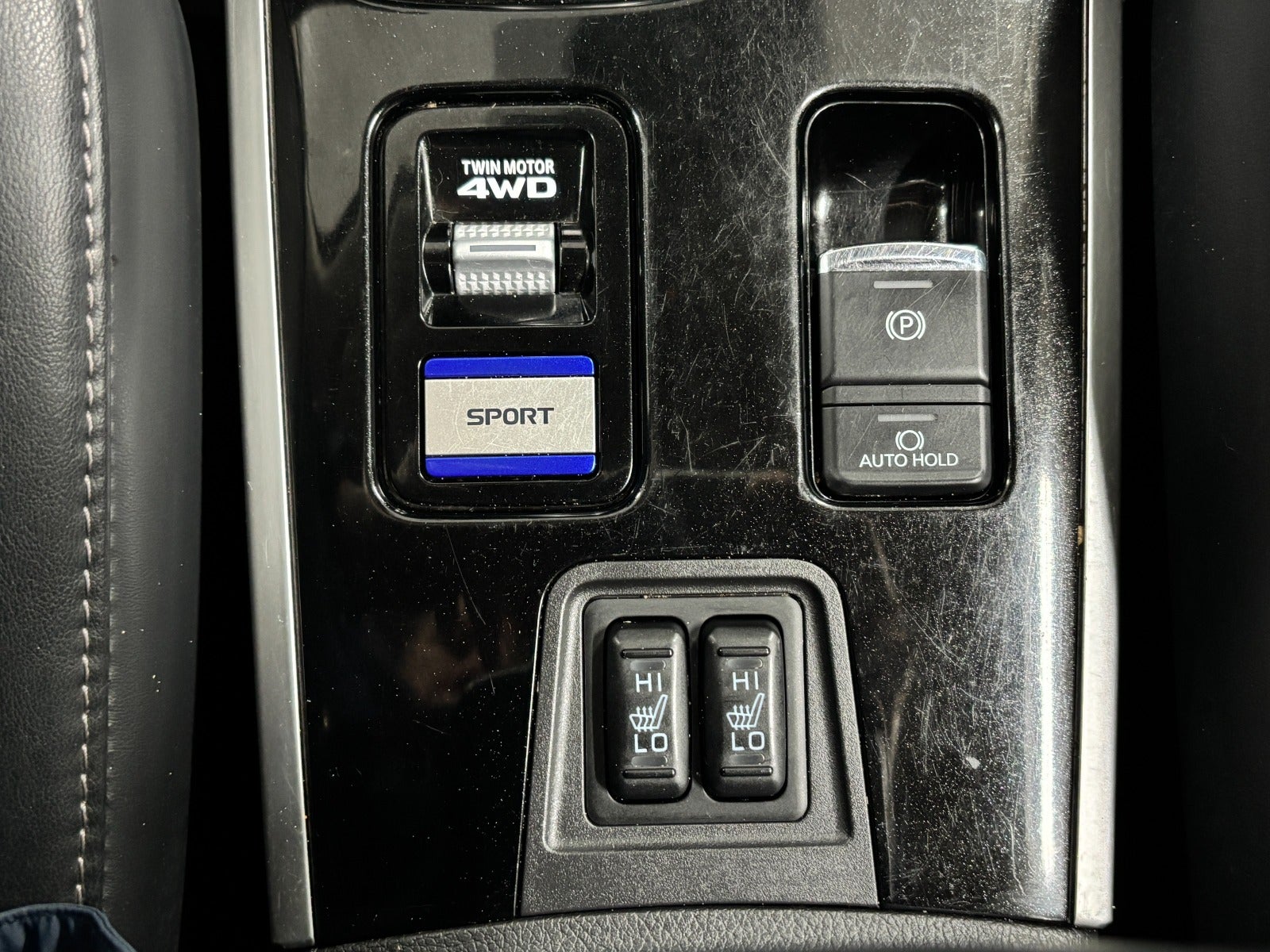 Billede af Mitsubishi Outlander 2,4 PHEV Intense CVT 4WD