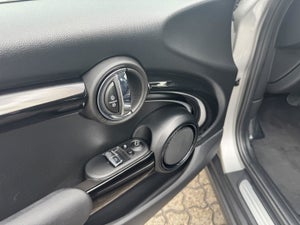 MINI Cooper SE Classic Trim