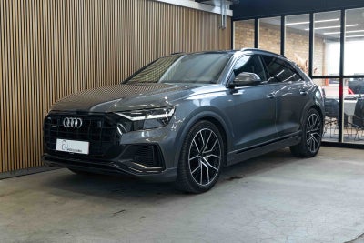 Audi Q8 50 TDi quattro Tiptr. 5d