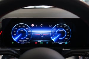 Mercedes EQB250+