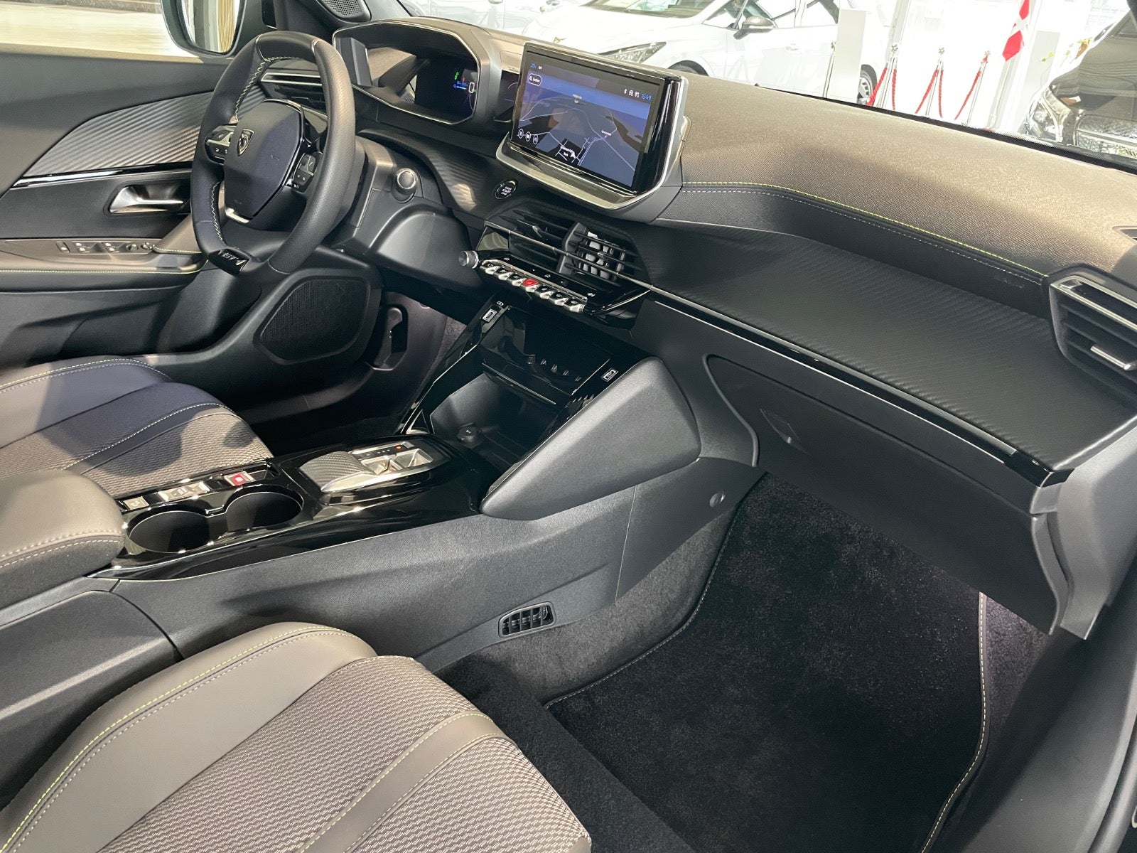 Billede af Peugeot e-2008 54 GT