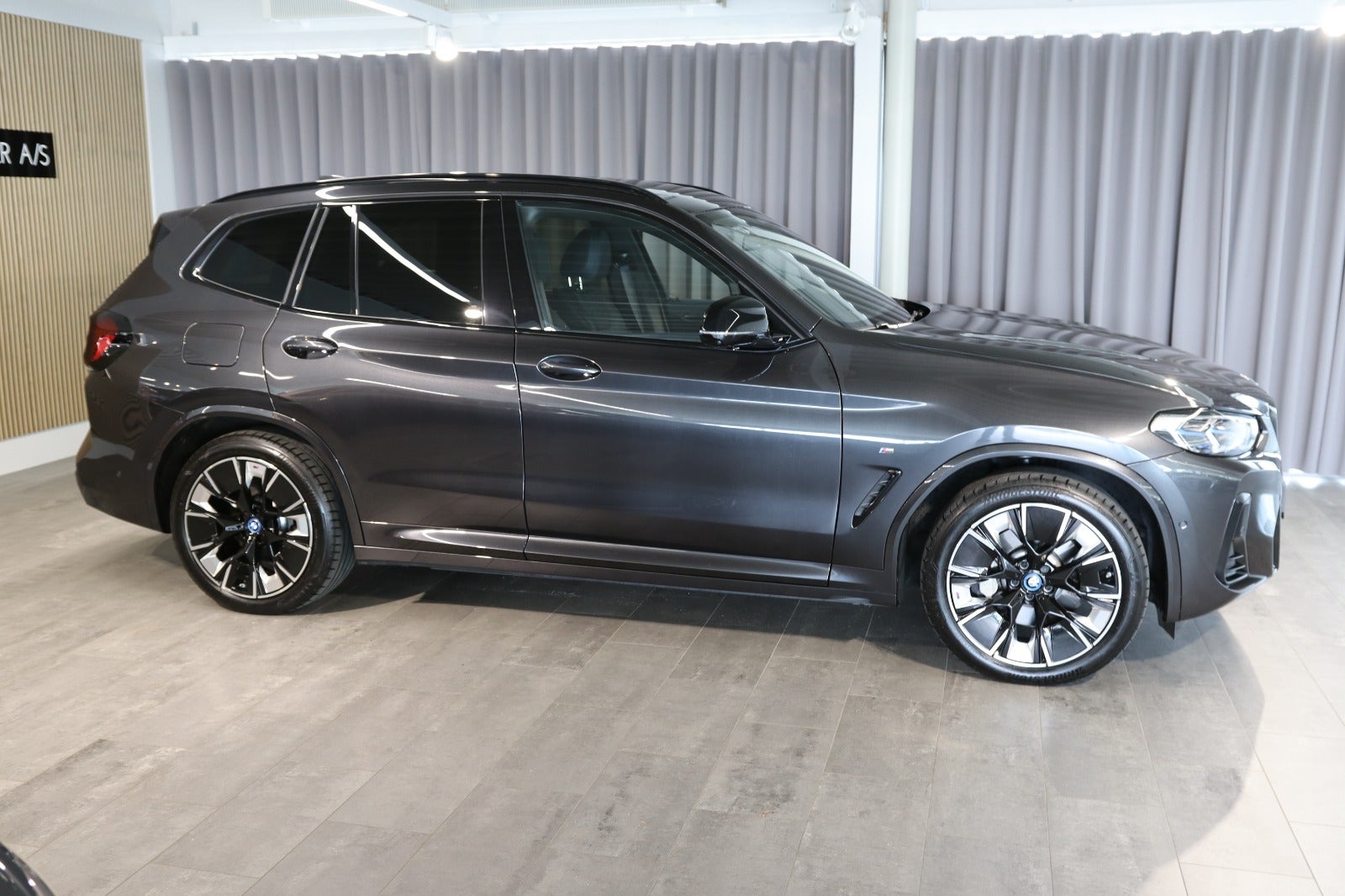 Billede af BMW iX3  Charged Plus M-Sport