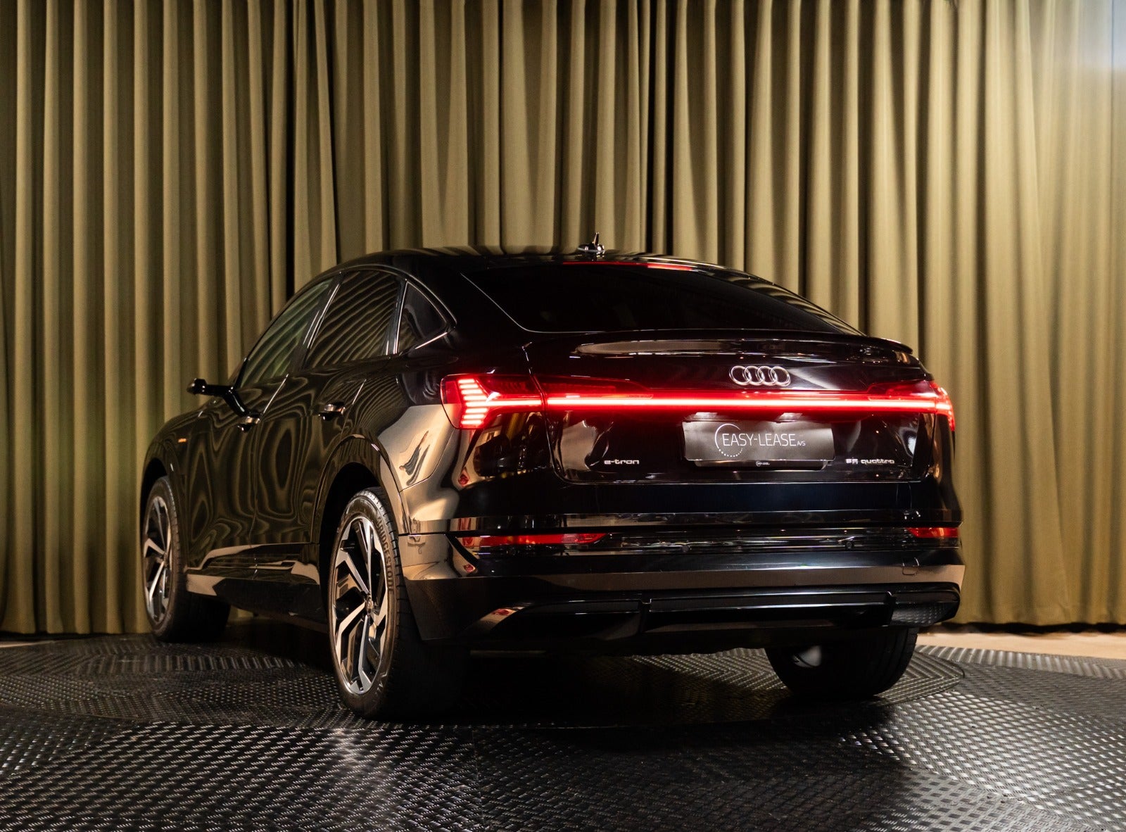 Billede af Audi e-tron 55 S-line Sportback quattro
