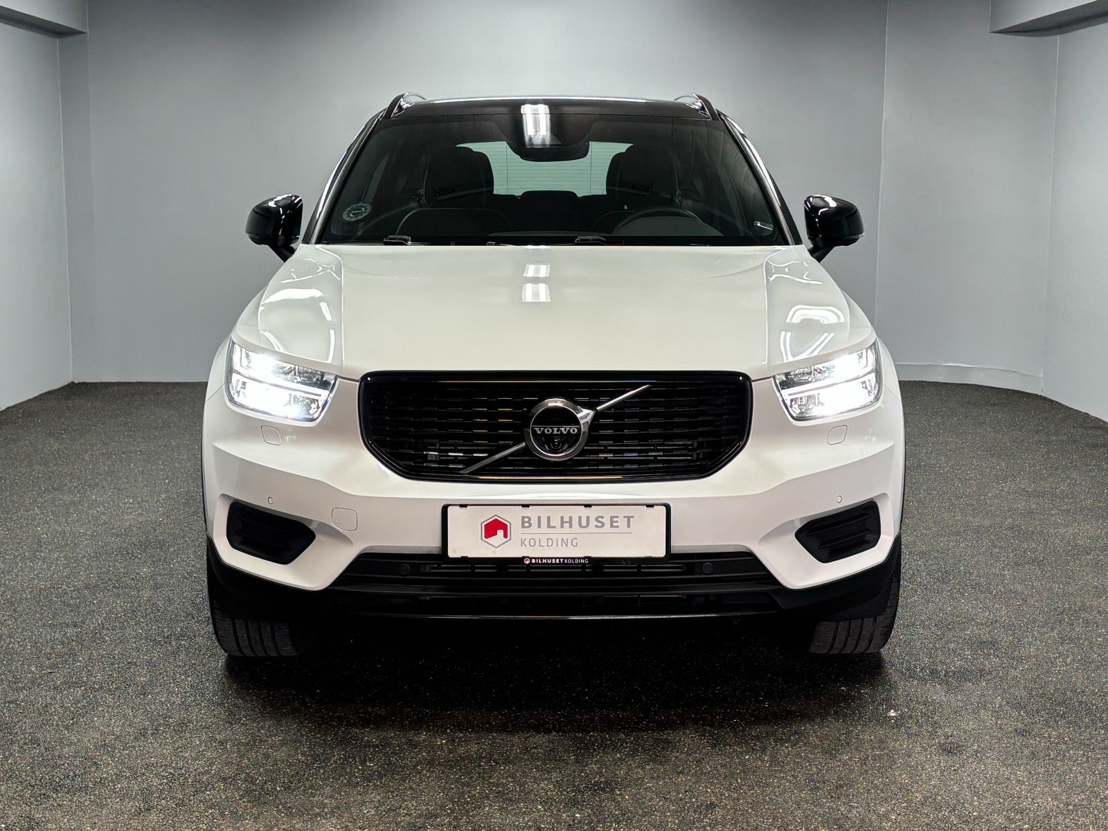Billede af Volvo XC40 1,5 T5 ReCharge R-Design aut.