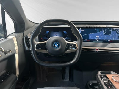 BMW iX xDrive40
