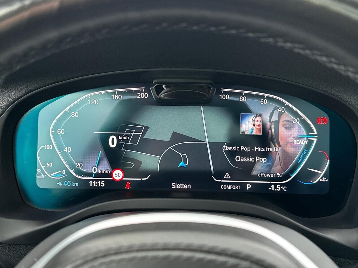 BMW iX3 Charged M-Sport billede 16