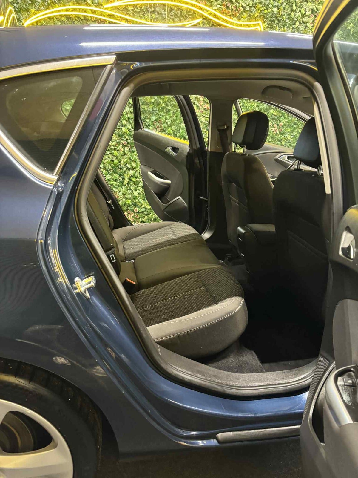 Billede af Opel Astra 1,6 T 180 Sport