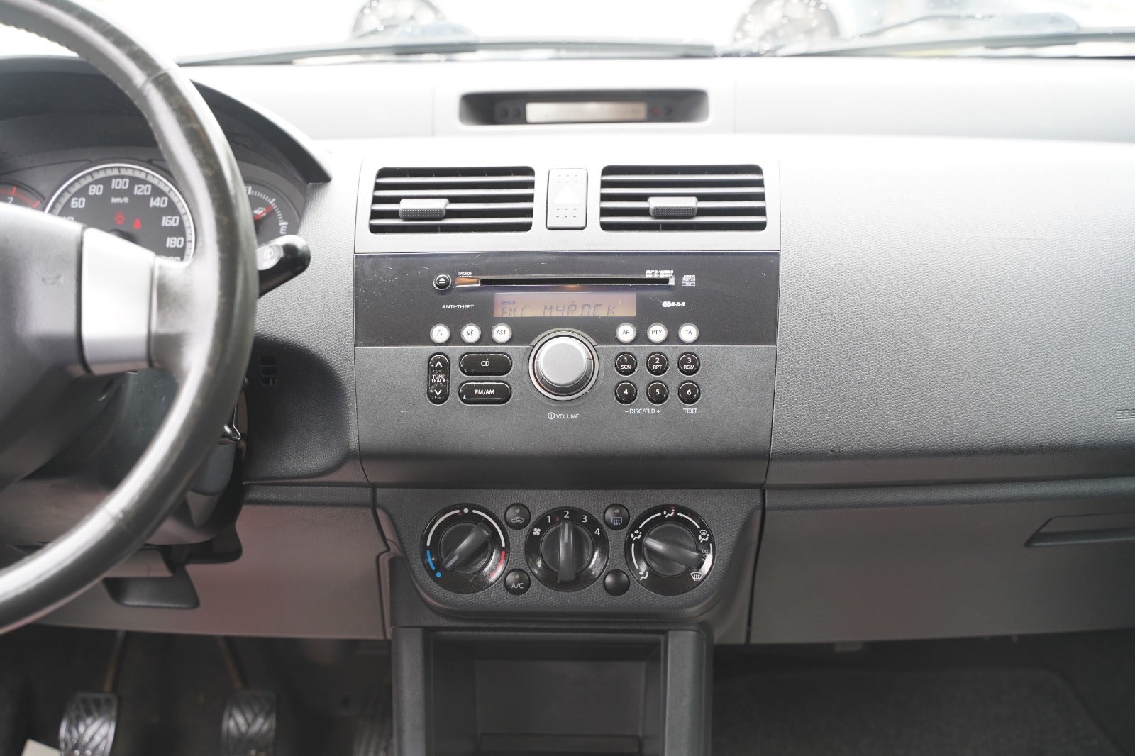 Billede af Suzuki Swift 1,3 GLX