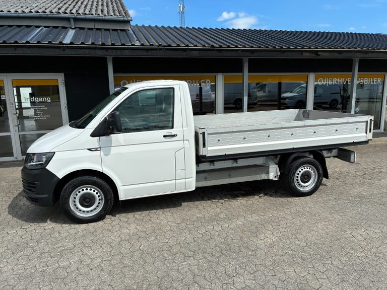 VW Transporter TDi 102 Ladvogn lang