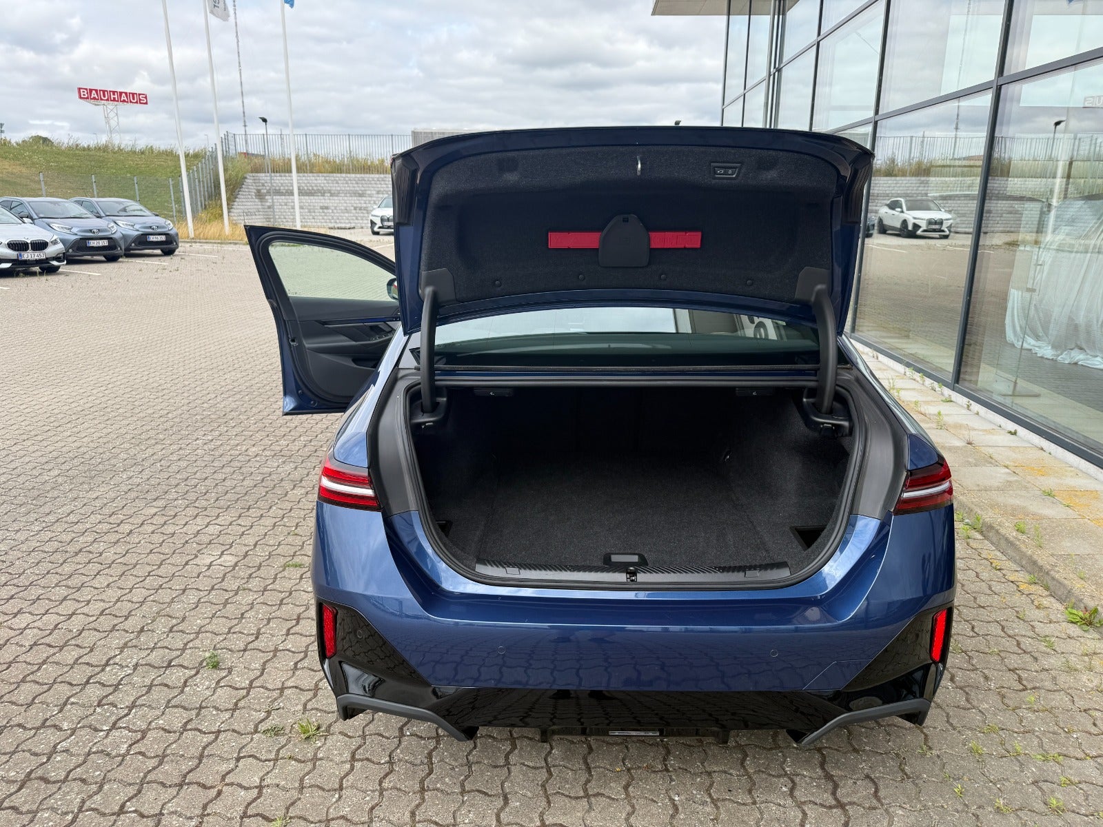 BMW i5 eDrive40 M-Sport 4d - 17