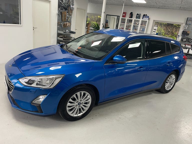 Ford Focus EcoBlue Titanium Business stc.