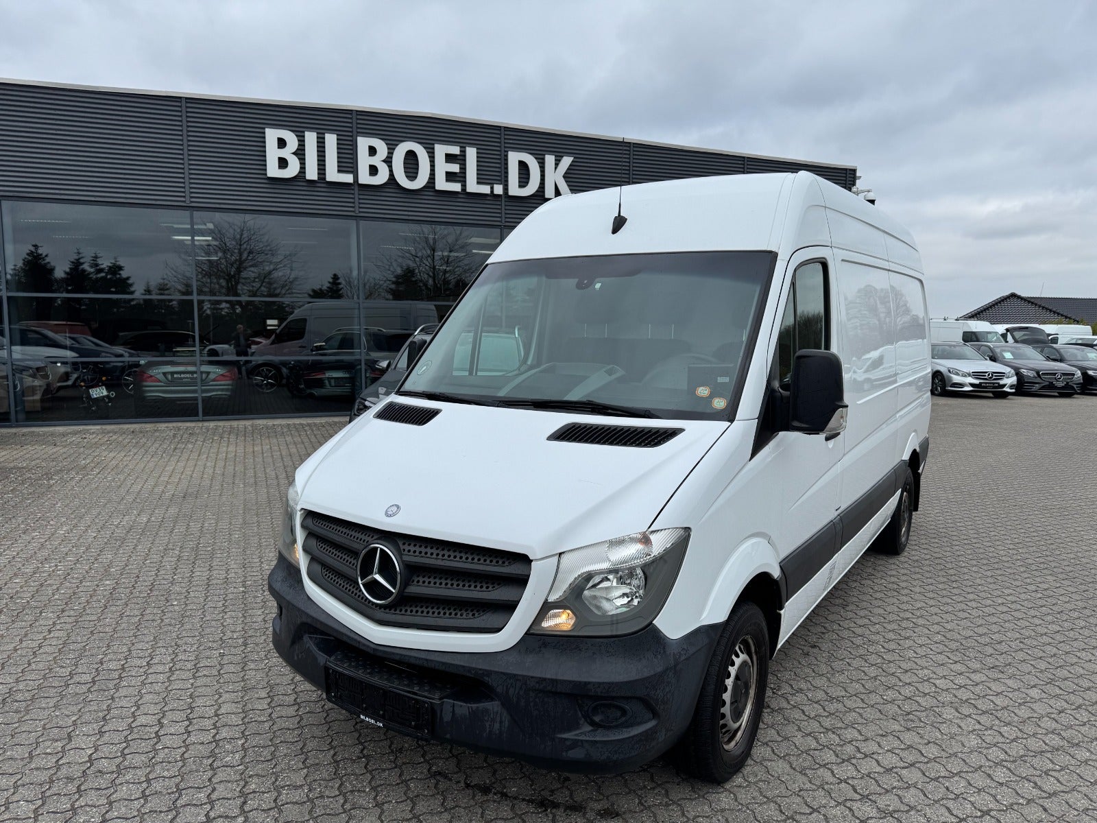 Mercedes Sprinter 211 CDi R2 Kassevogn aut.