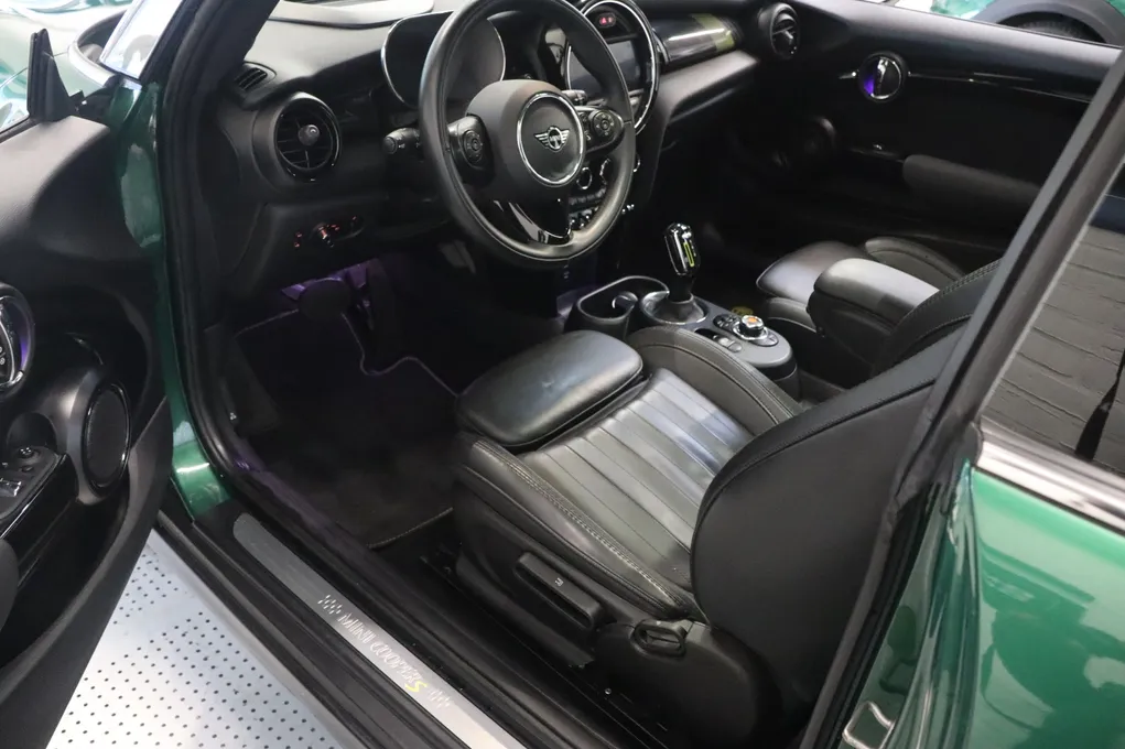 MINI Cooper SE Yours Trim