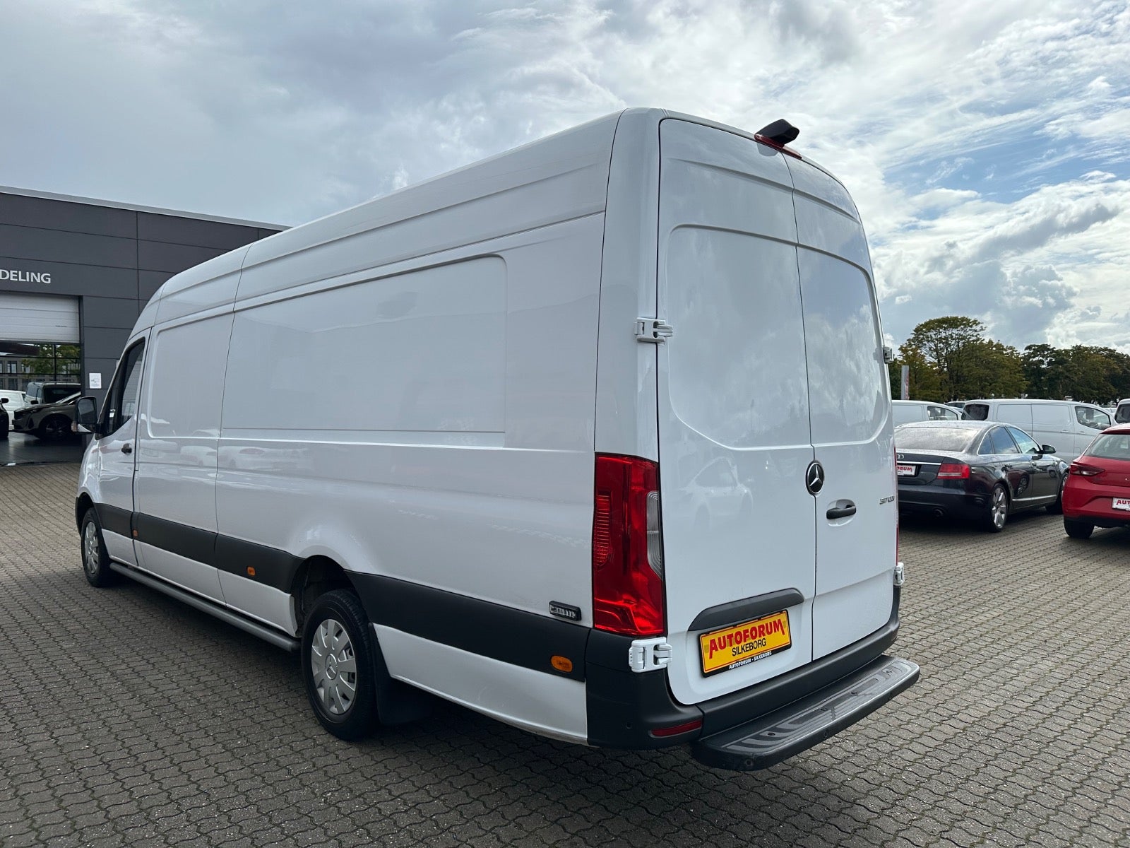 Mercedes Sprinter 317 CDi A4 Kassevogn aut. RWD