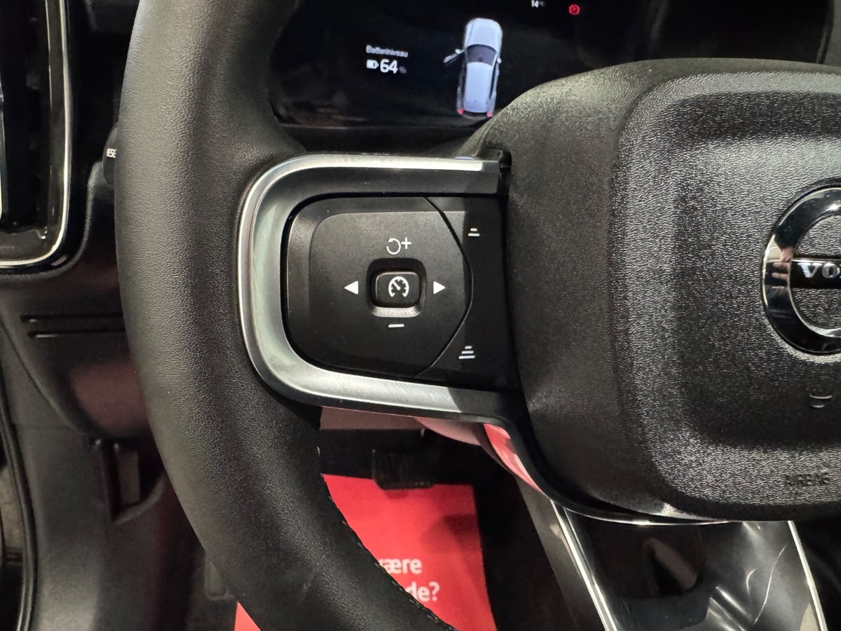 Volvo XC40 P6 ReCharge Core