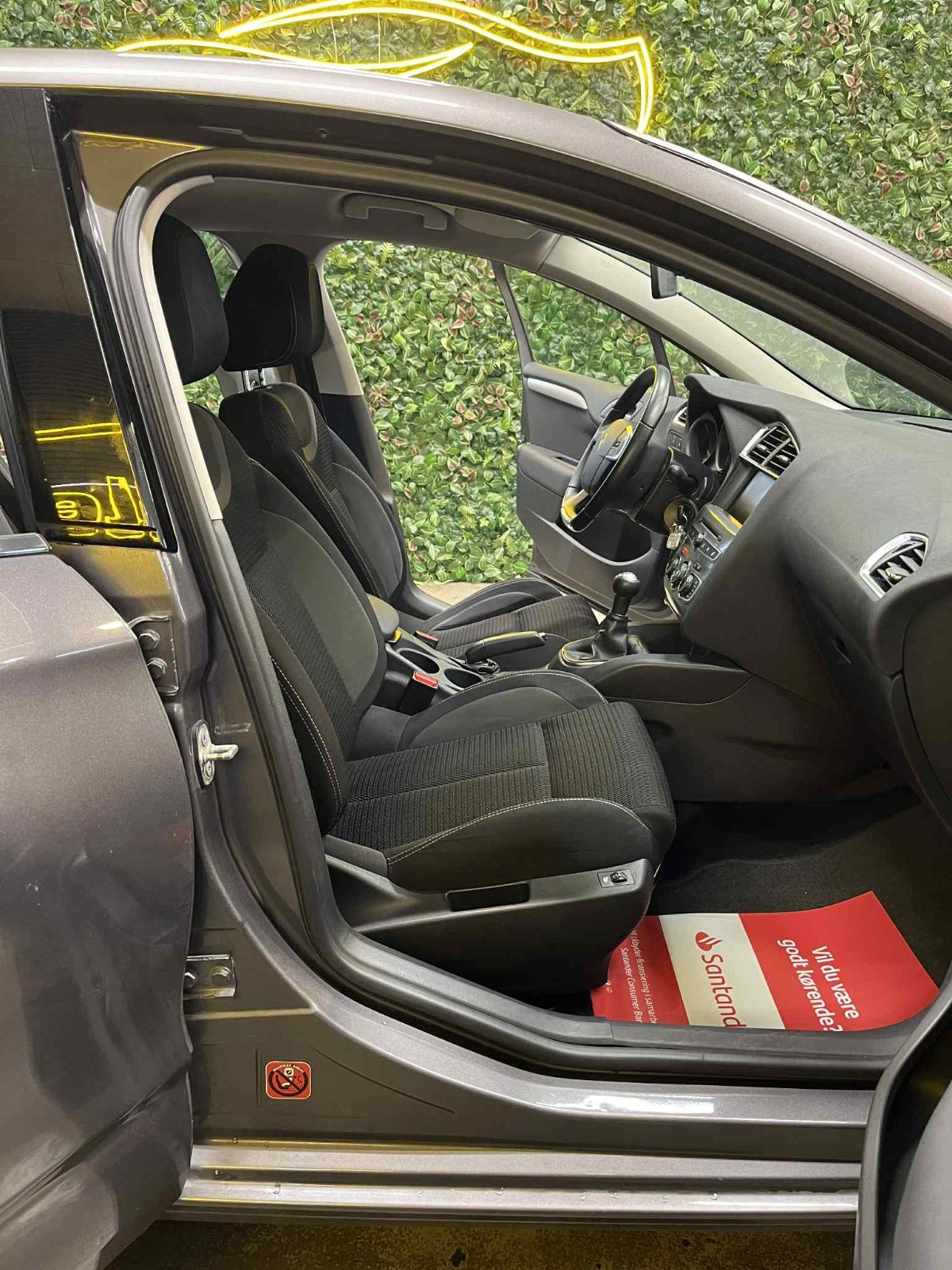 Billede af Citroën C4 1,6 BlueHDi 100 Feel Complet