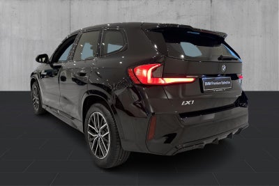 BMW iX1 eDrive20 M-Sport BMW iX1 eDrive20 M-Sport - 2