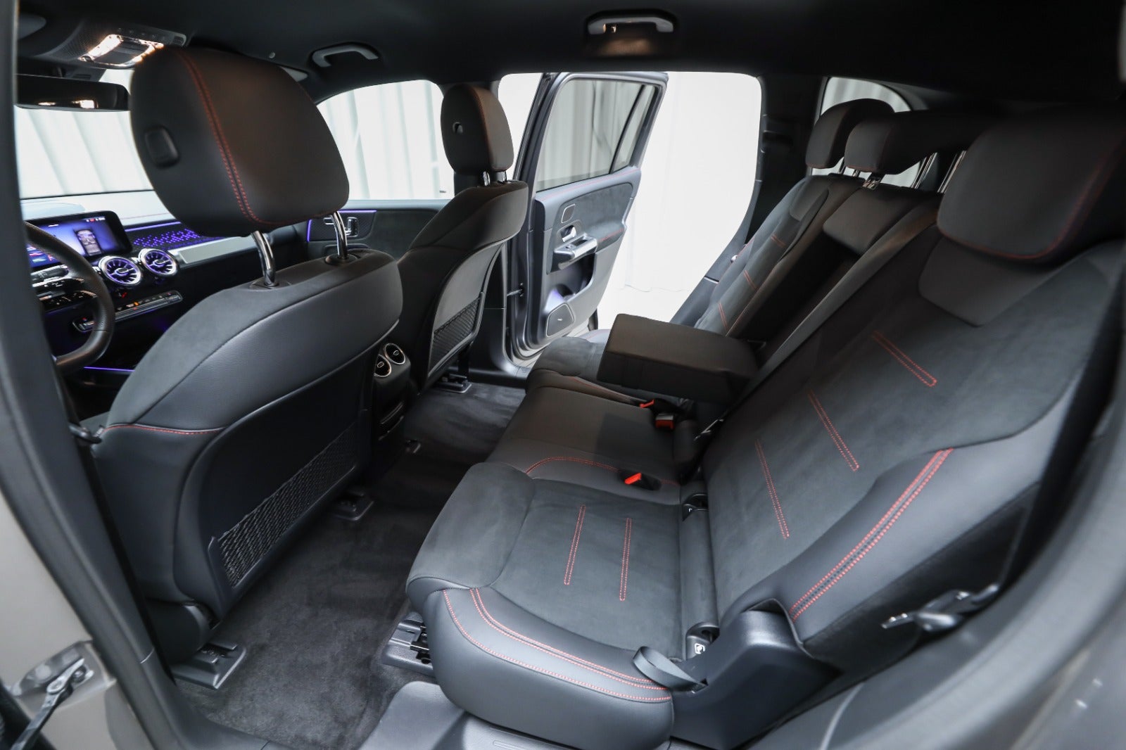 Mercedes-Benz EQB 250+ (5/8)