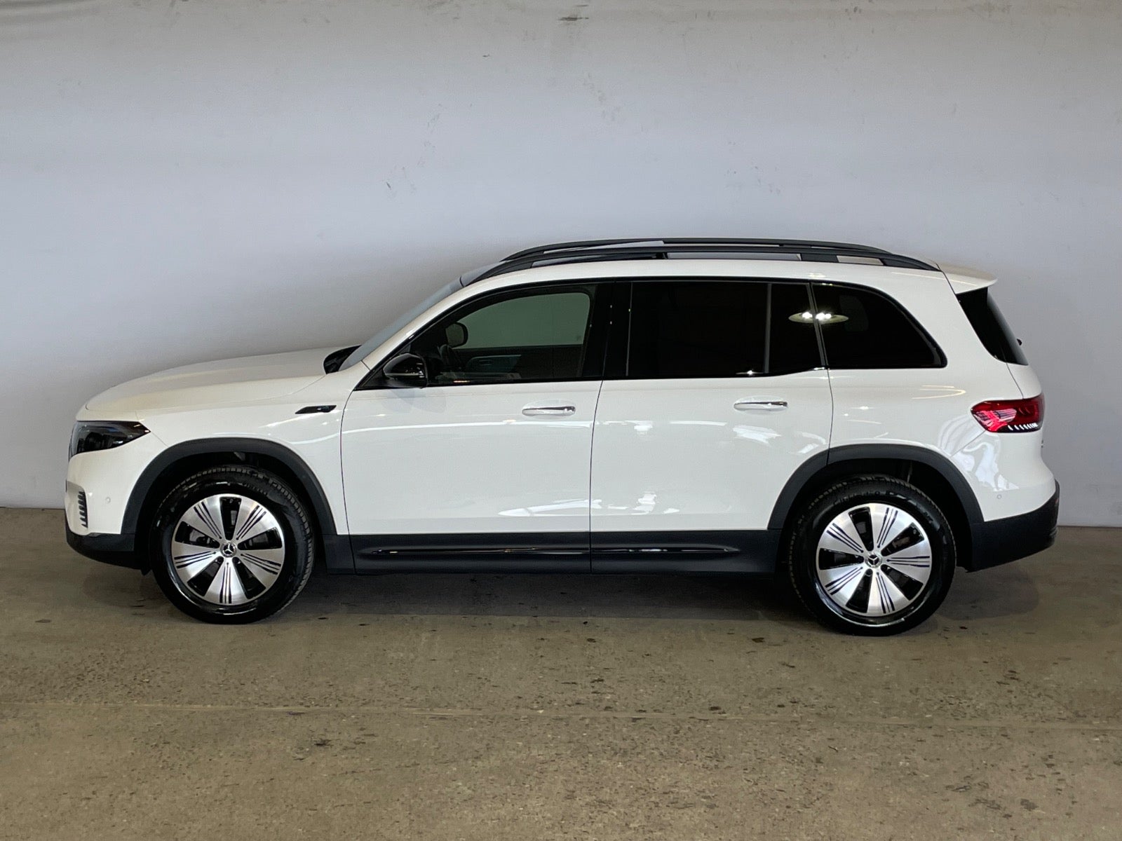 Mercedes EQB250 Progressive 7prs