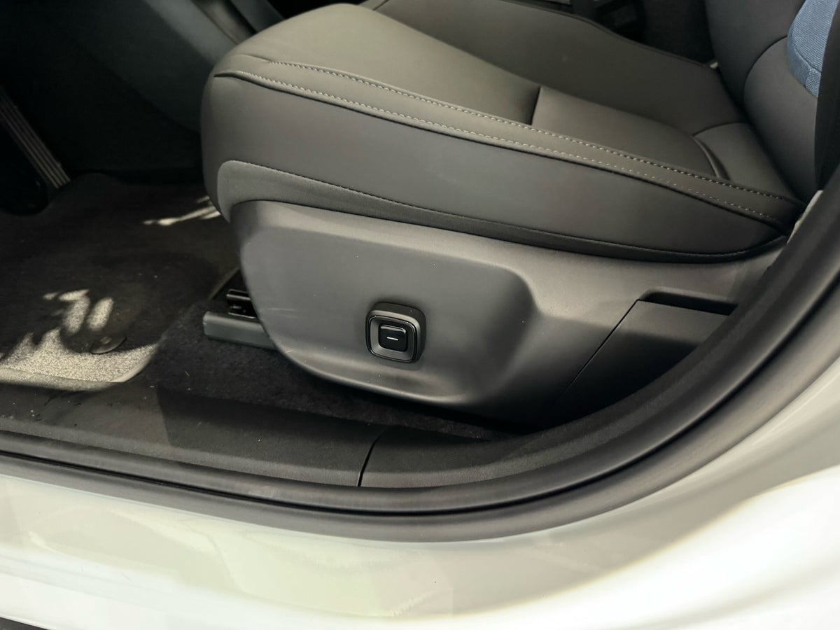 Volvo EX30 Extended Range Plus billede 17