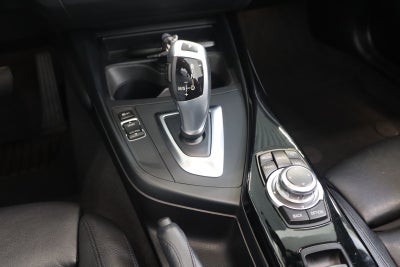 BMW 220i Cabriolet aut.