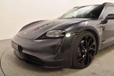 Porsche Taycan 4 Performance+ Cross Turismo