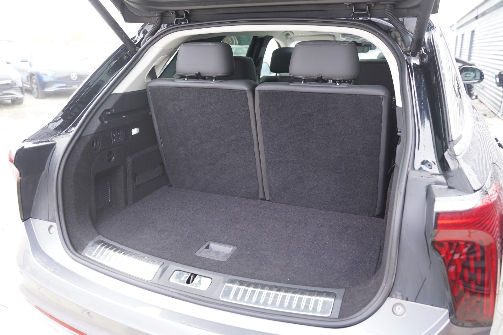 Billede af Hongqi E-HS9 84 Comfort
