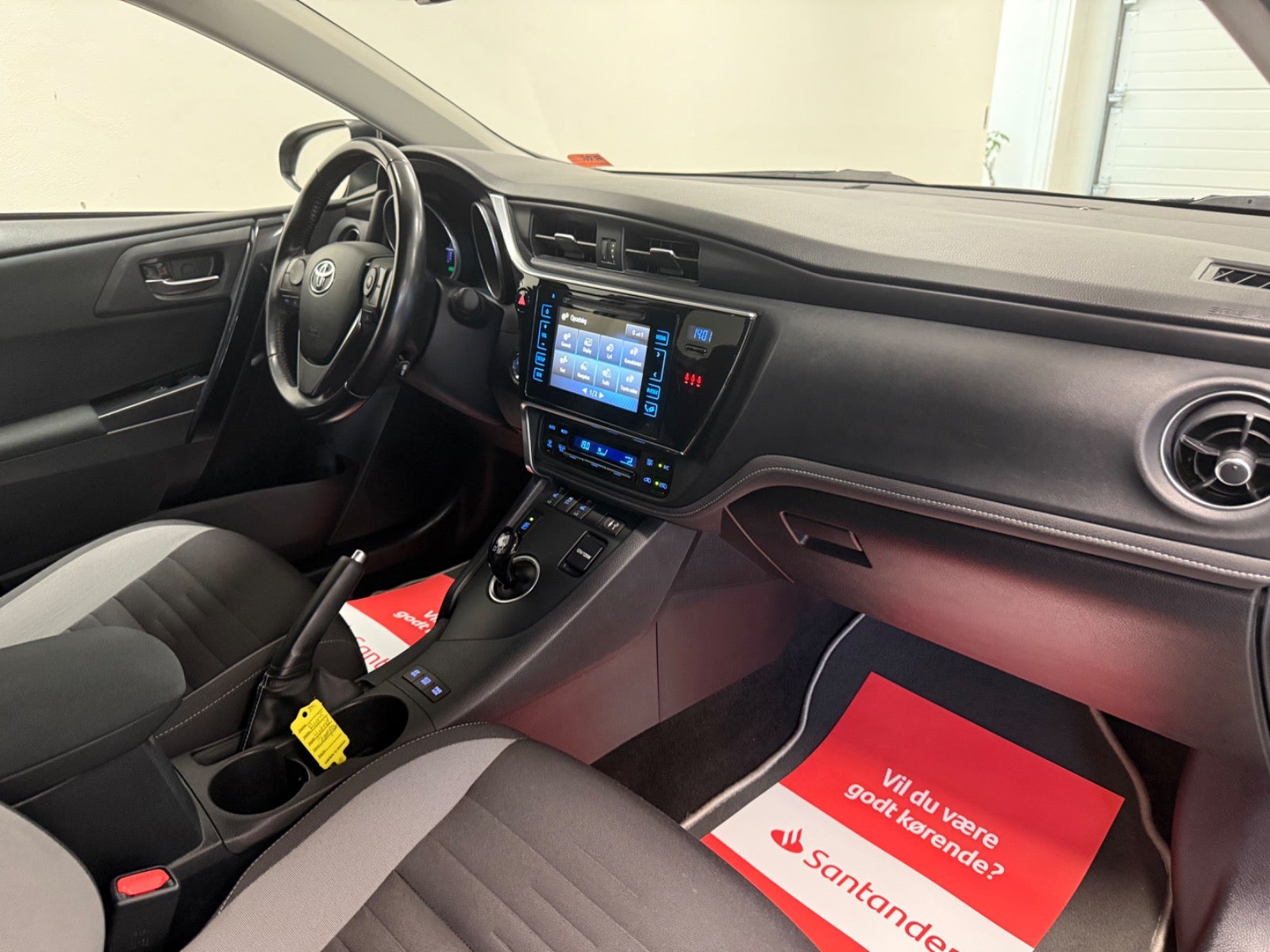Billede af Toyota Auris 1,8 Hybrid H2 Comfort Touring Sports CVT