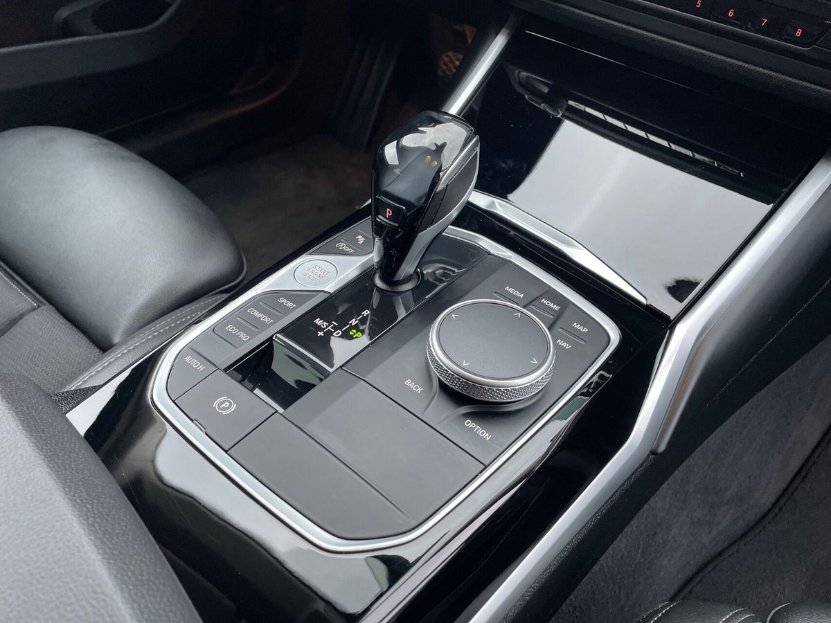 BMW 330i Touring Sport Line aut. billede 15