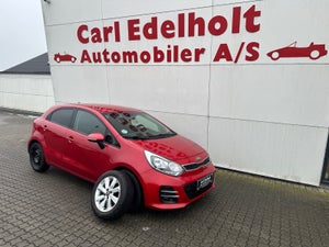 Kia Rio CVVT Attraction