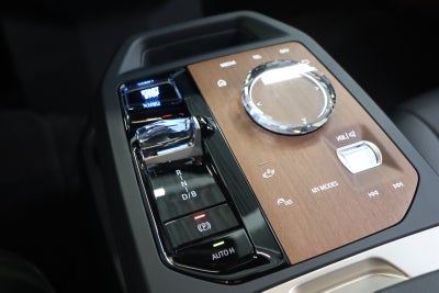 BMW iX xDrive40 Fully Charged Sport