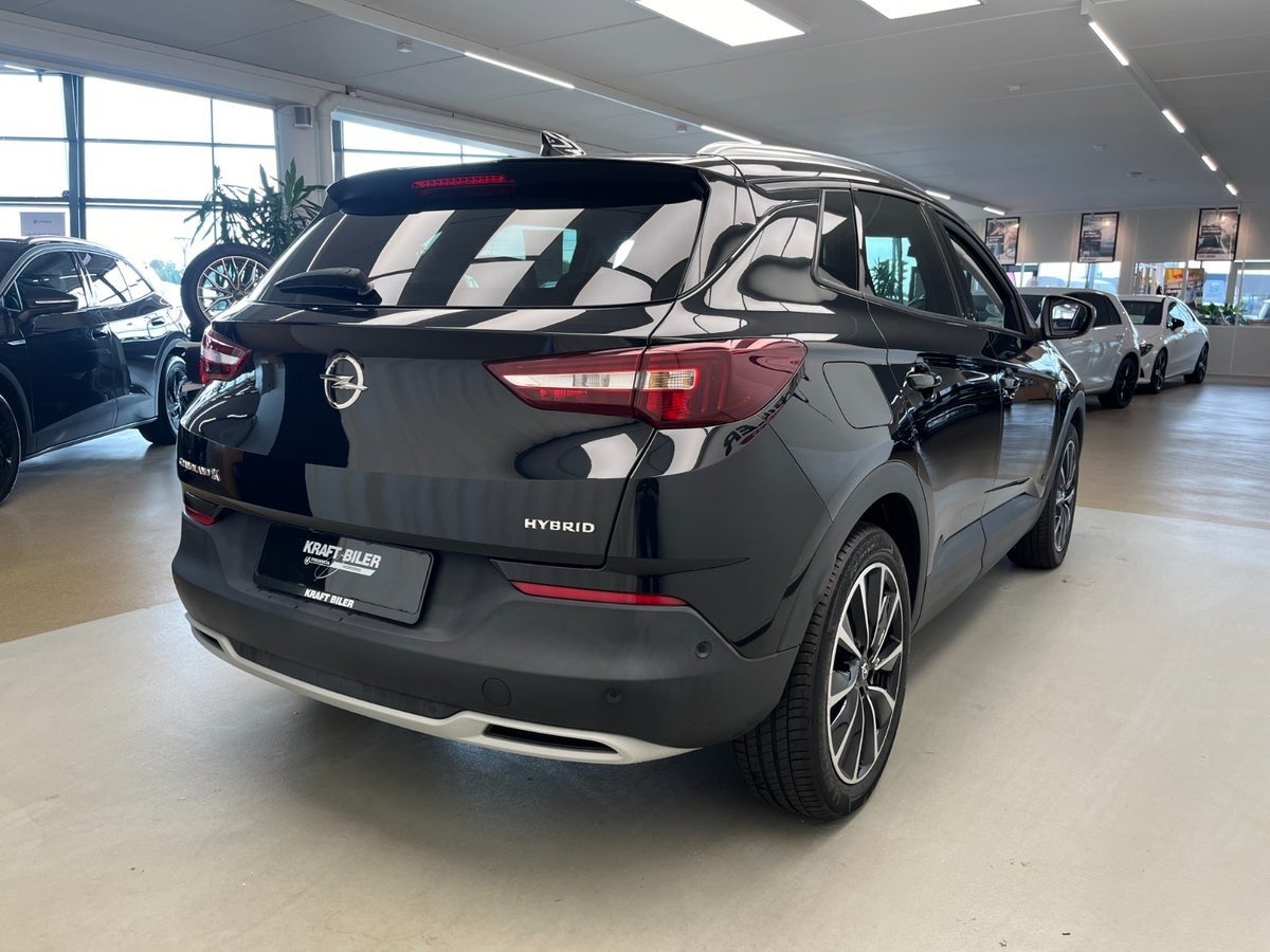 Billede af Opel Grandland X 1,6 Hybrid Ultimate aut.