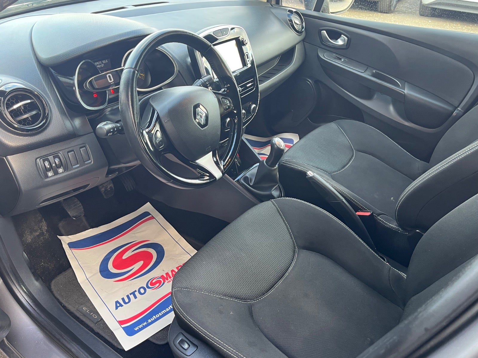 Billede af Renault Clio IV 1,5 dCi 75 Expression Sport Tourer