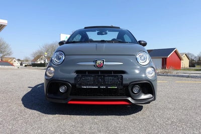 Abarth 695C 1,4 T-Jet 165 Yamaha aut. 2d