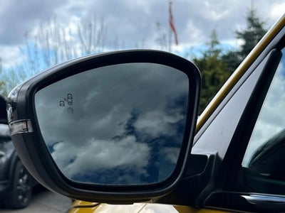 Peugeot e-208 GT