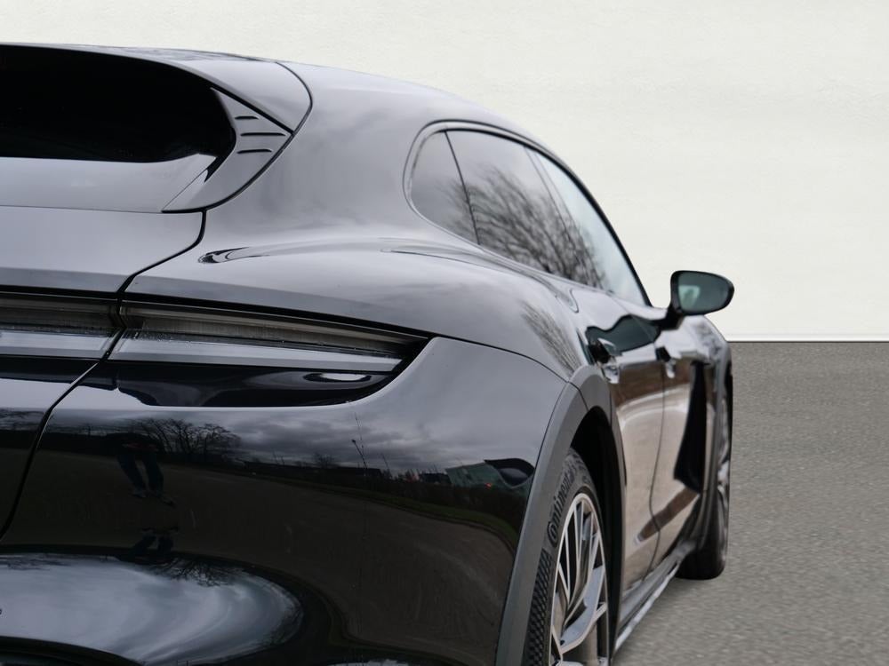 Porsche Taycan 4S Performance+ Cross Turismo