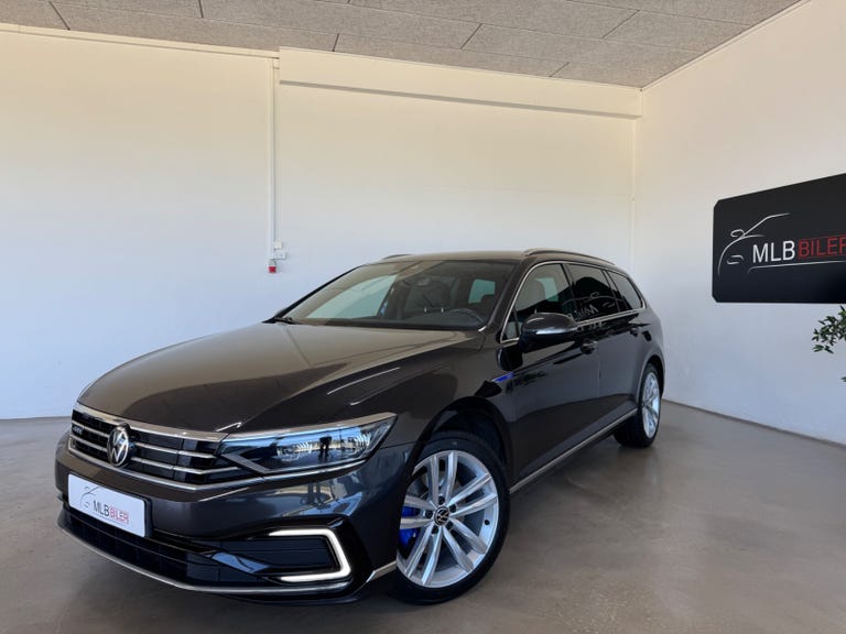 VW Passat GTE Highline+ Variant DSG