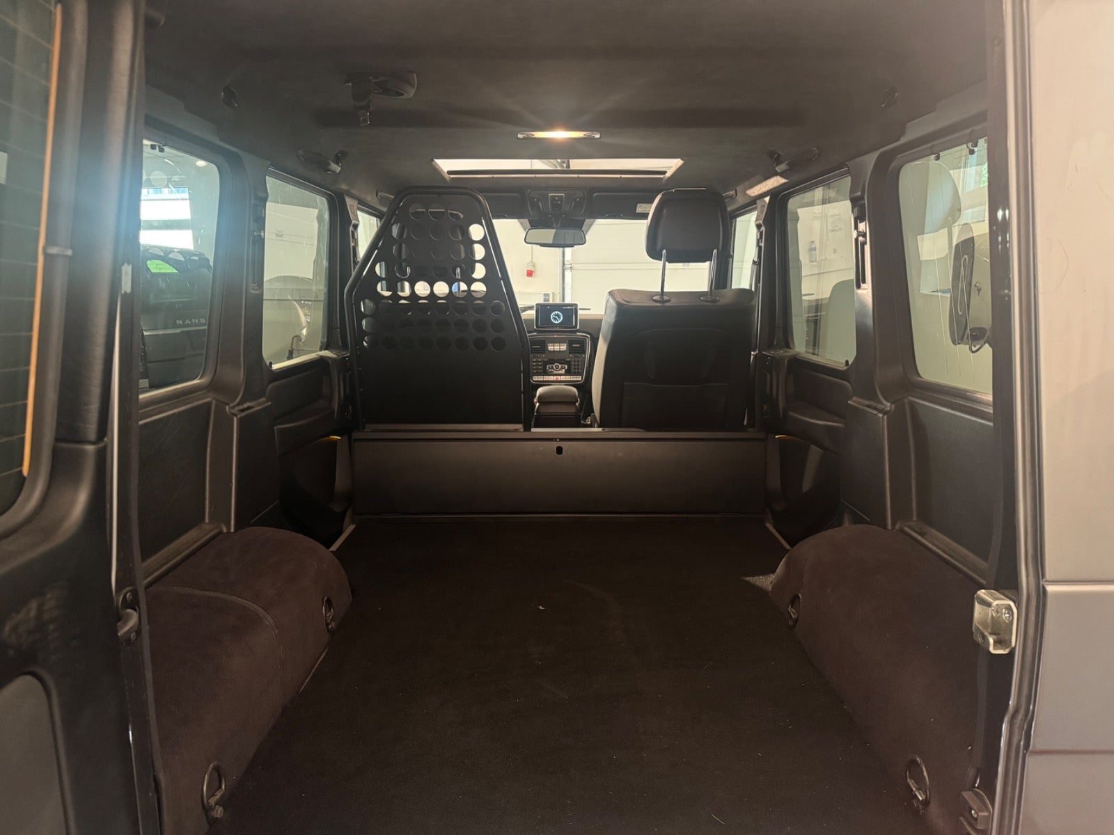 Mercedes – G350