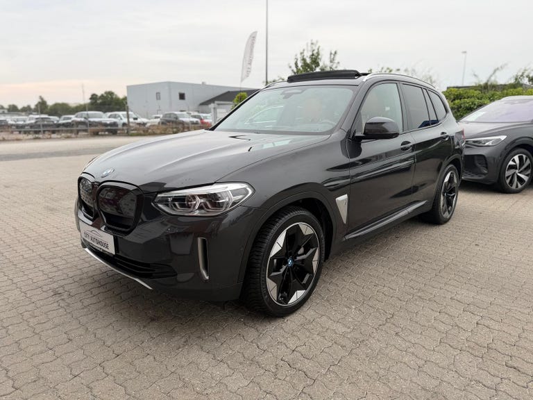 BMW iX3 Impressive