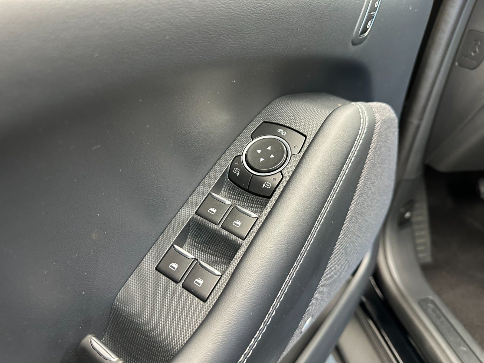 Billede af Ford Mustang Mach-E 75 Standard Range