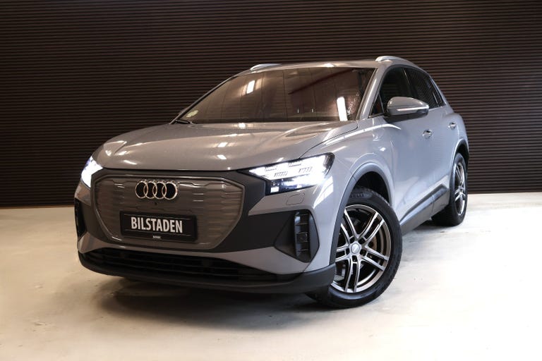 Audi Q4 e-tron Attitude