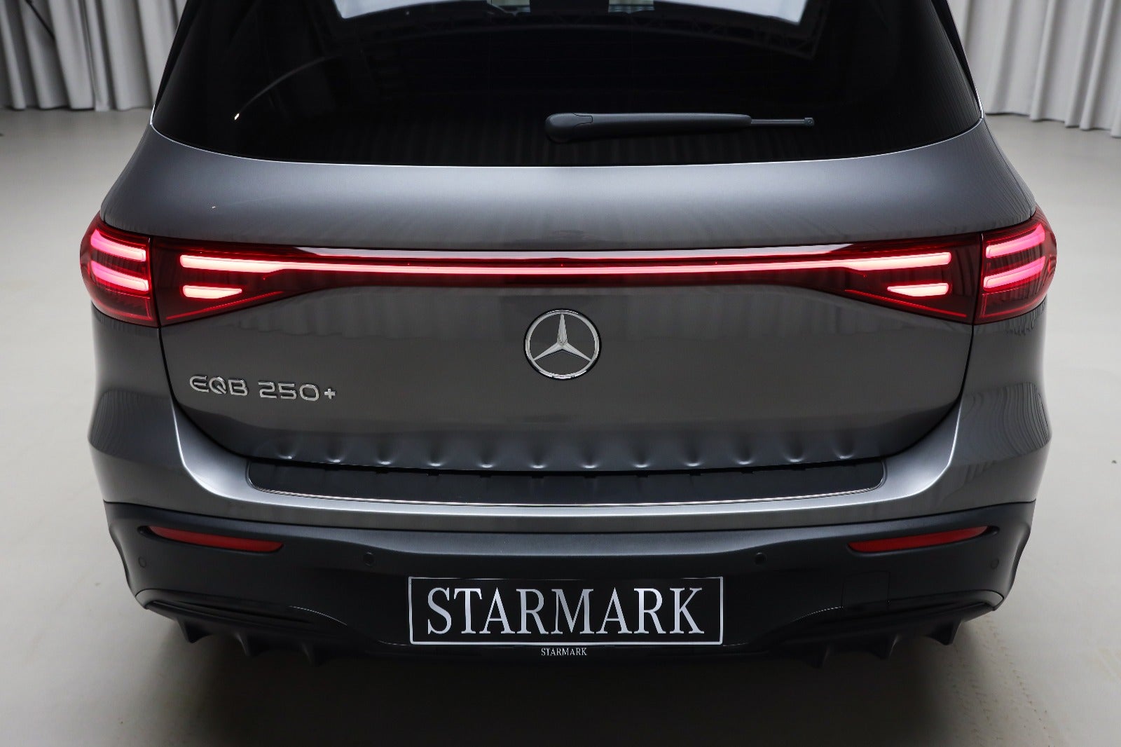 Mercedes-Benz EQB 250+