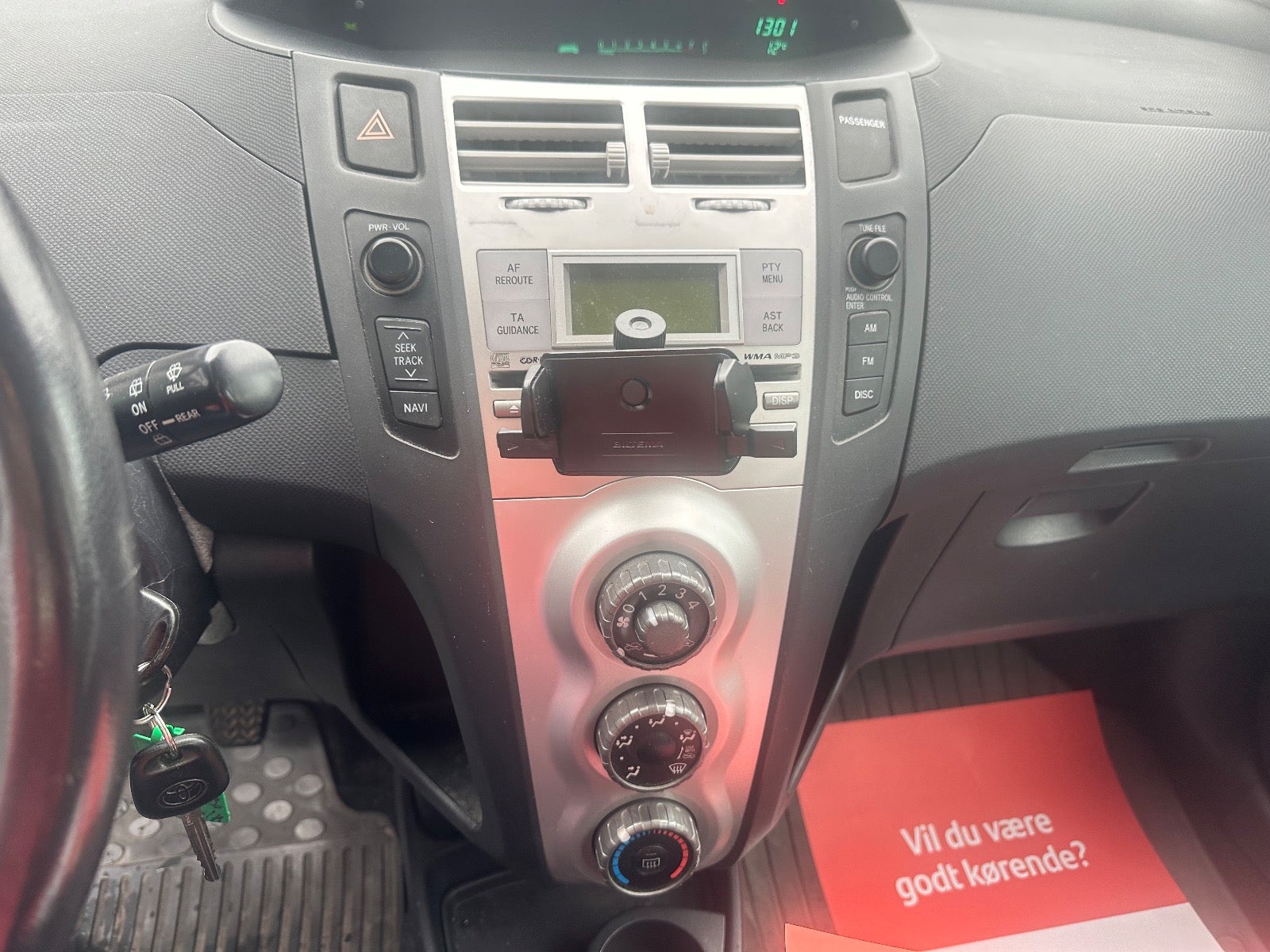 Toyota Yaris VVT-i Terra