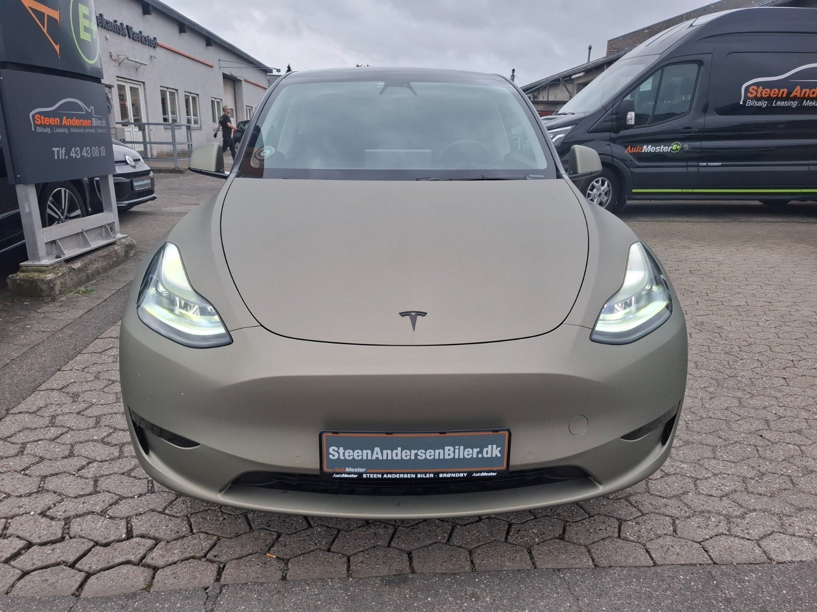 Tesla Model Y 2022