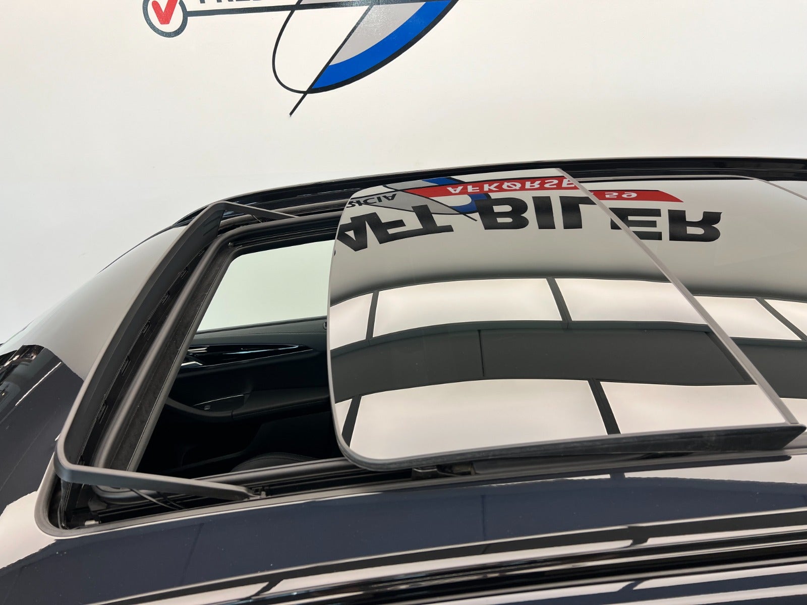 Billede af BMW iX3  Charged M-Sport