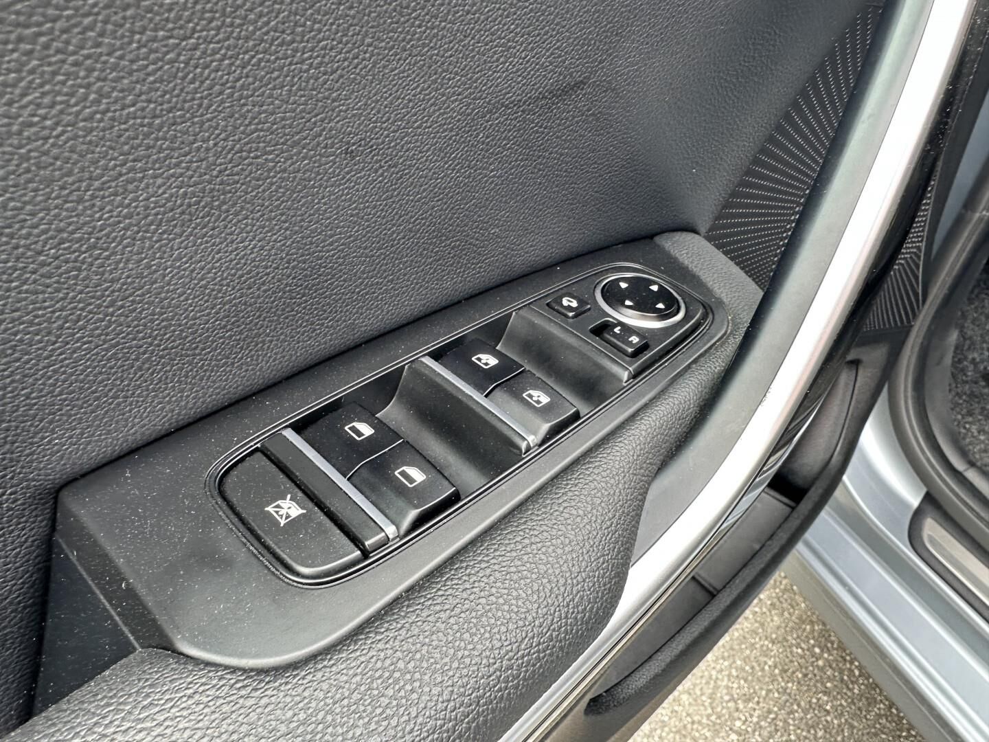 Kia Ceed PHEV Prestige SW DCT